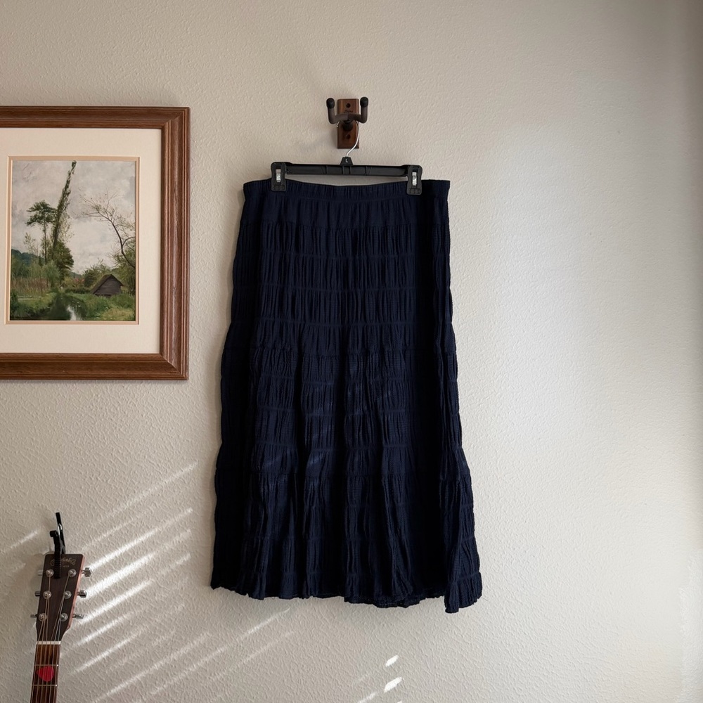 Max Studio Navy Skirt